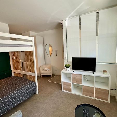Suite Noya Villeurbanne Esterno foto