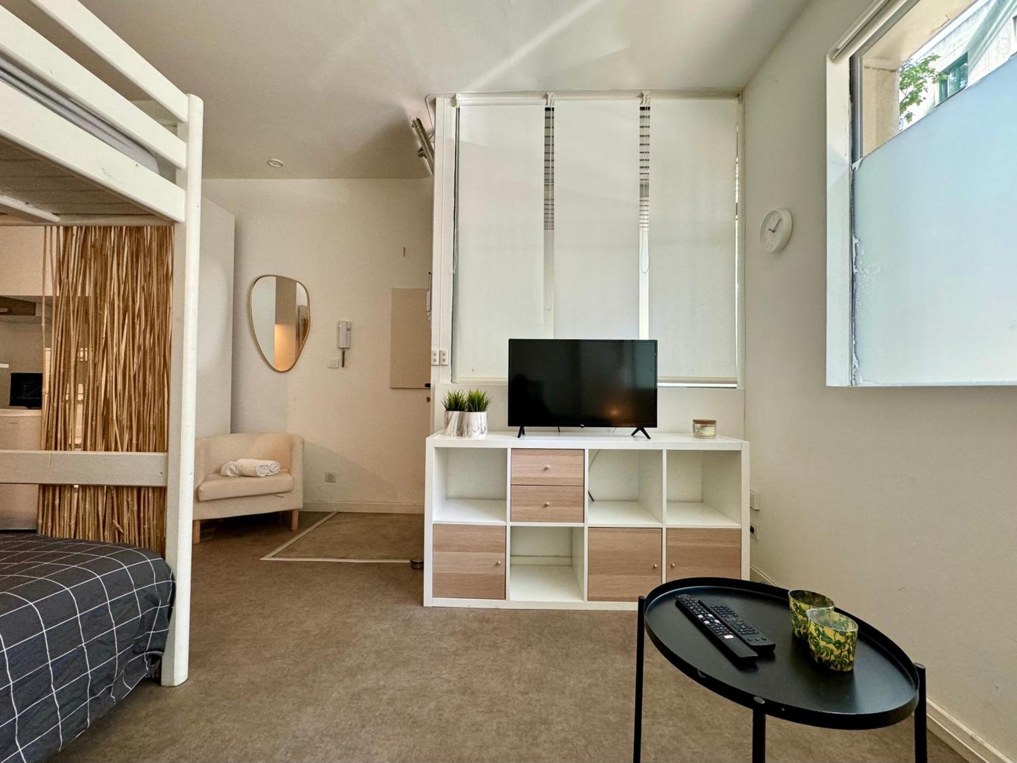 Suite Noya Villeurbanne Esterno foto
